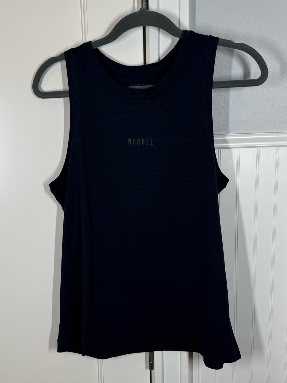 NOBULL Tank Top Mens Medium navy blue Logo Athletic Training Gym Performance